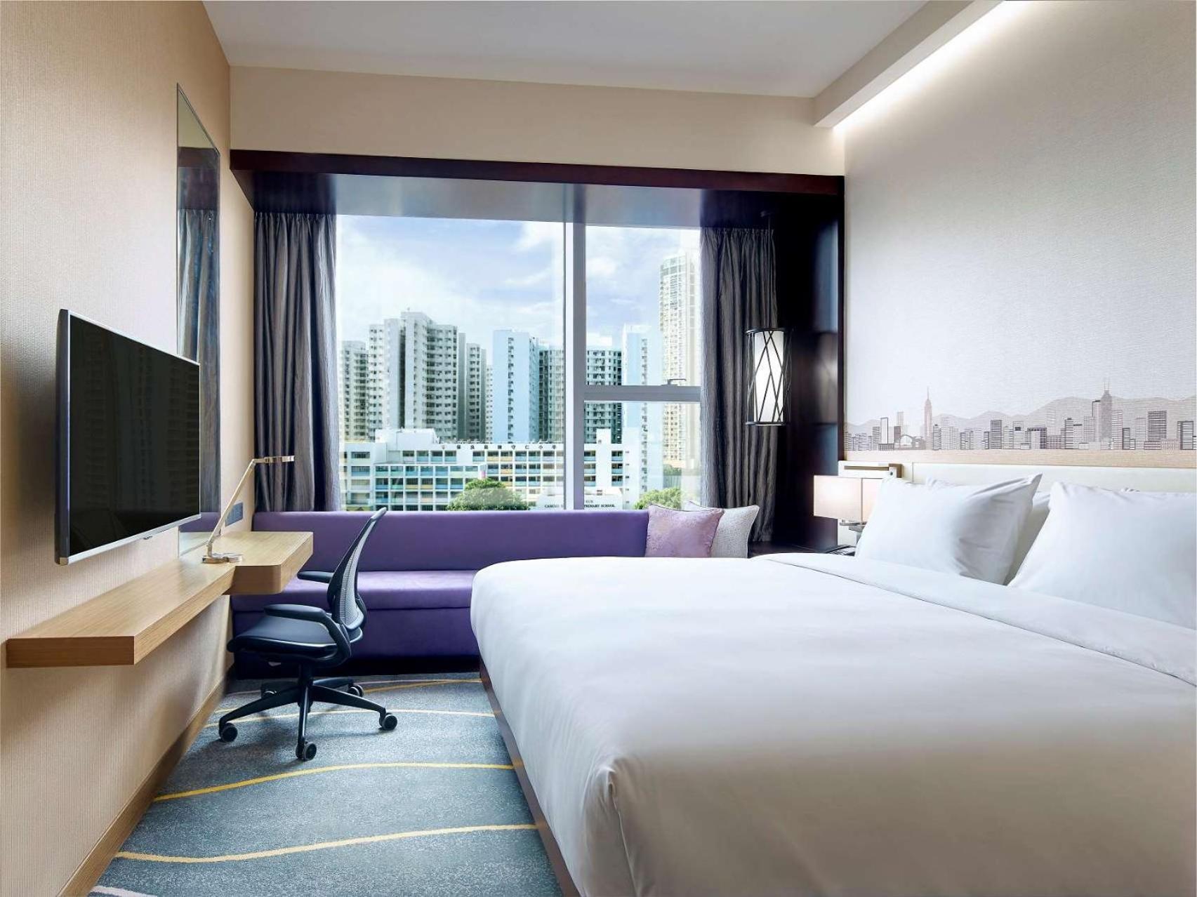 Hilton Garden Inn Hong Kong Mongkok Exterior photo